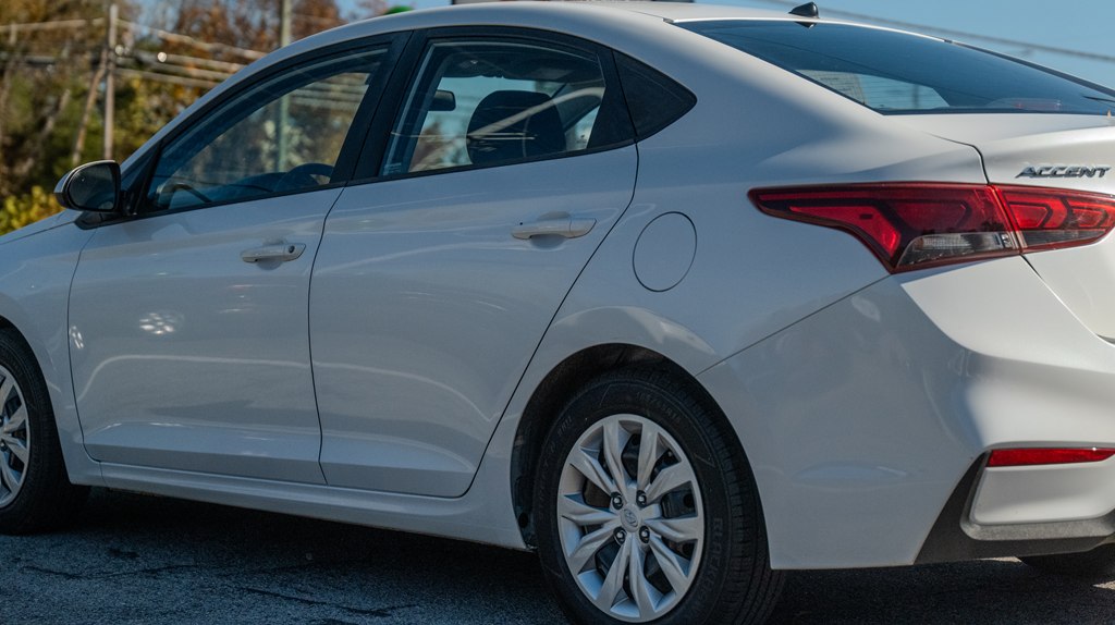 2020 Hyundai Accent SE photo 4