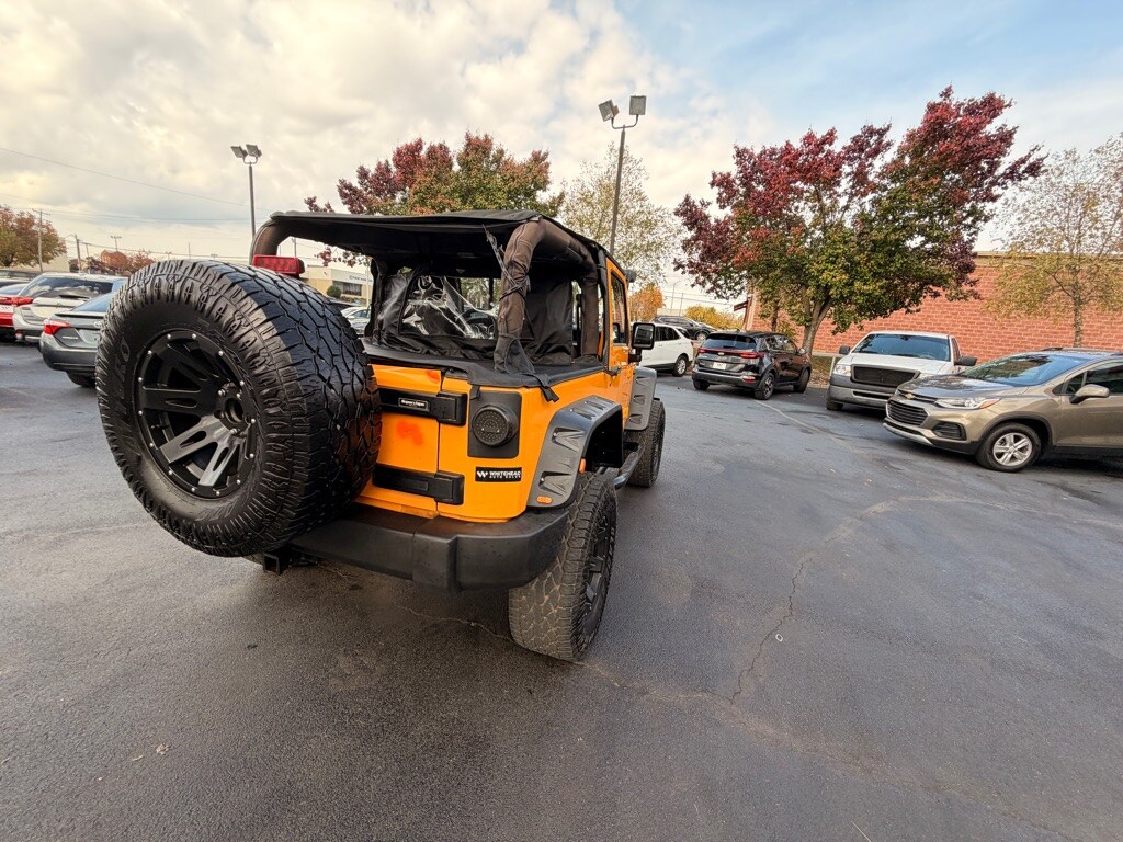 2012 Jeep Wrangler Rubicon photo 2