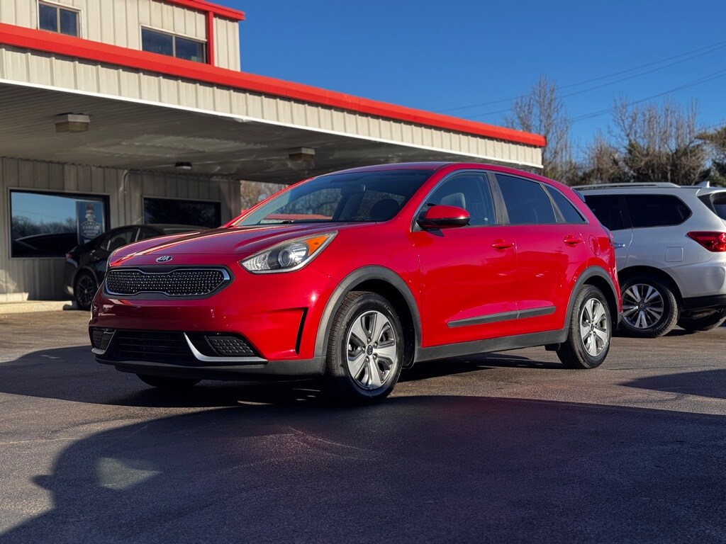 Used 2019 Kia Niro fe Hybrid SUV