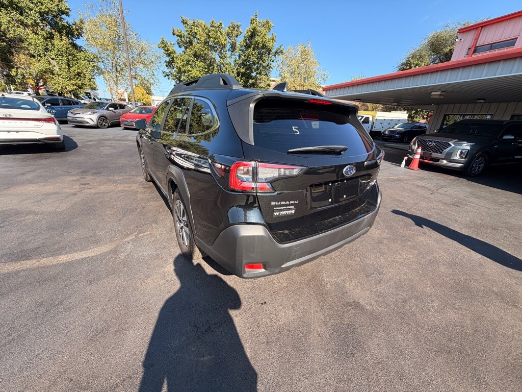 2023 Subaru Outback Premium photo 3