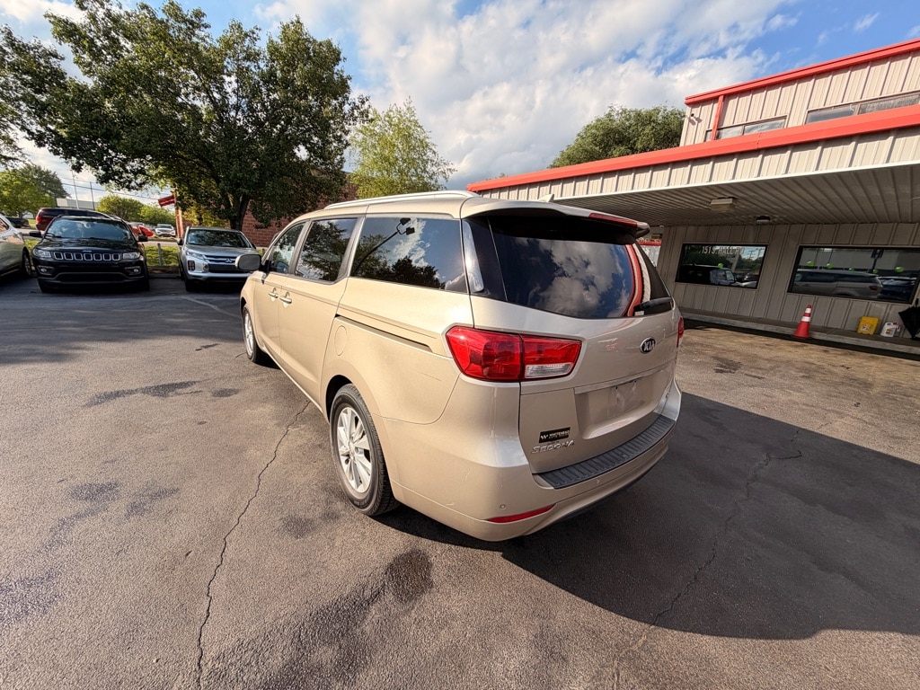 Used 2015 Kia Sedona LX Van