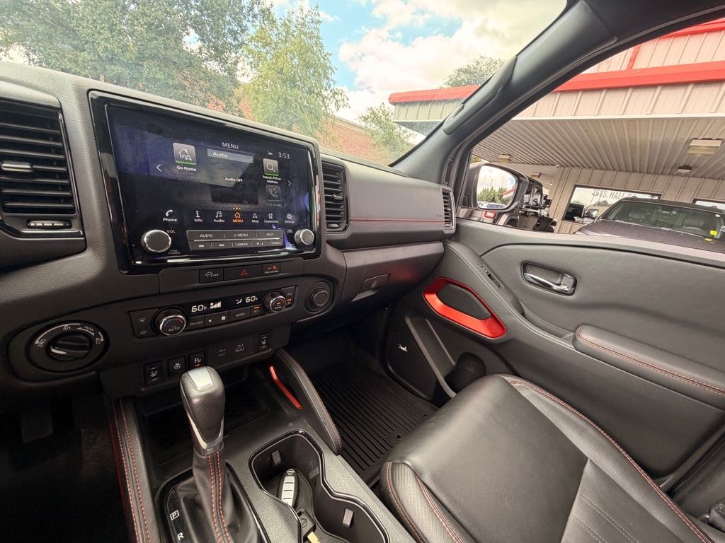 2023 Nissan Frontier PRO-4X - Photo 11
