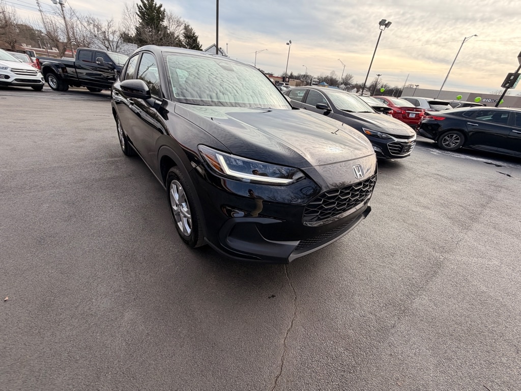 Used 2025 Honda HR-V LX SUV