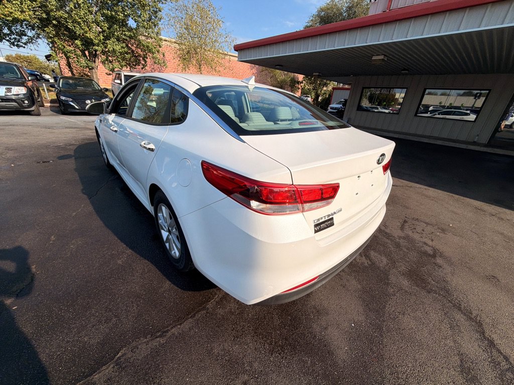 Used 2017 Kia Optima LX Sedan