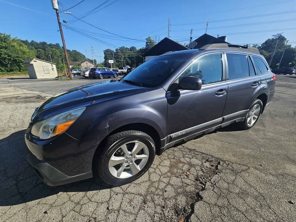 2014 Subaru Outback 2.5i Limited photo 2