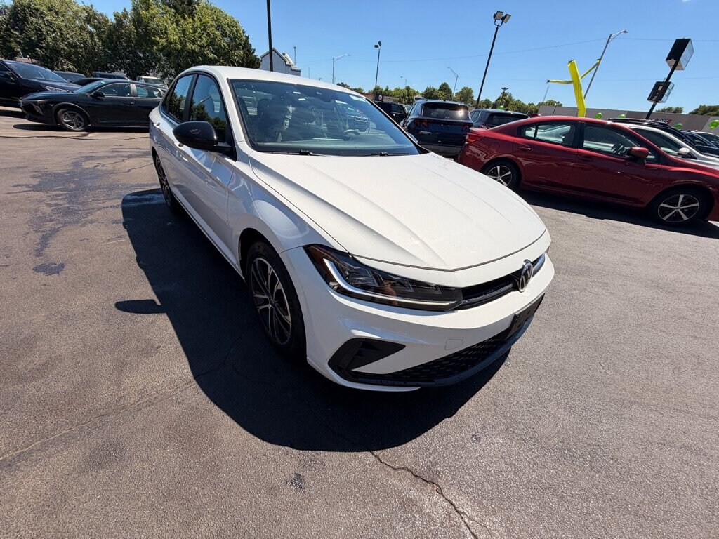Used 2025 Volkswagen Jetta 1.5T Sport Sedan