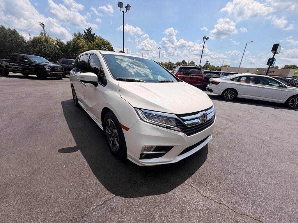 Used 2018 Honda Odyssey Touring Van