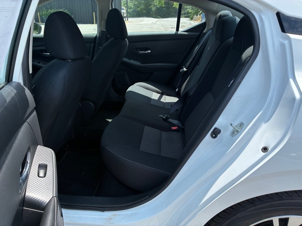 2023 Nissan Sentra SV - Photo 5