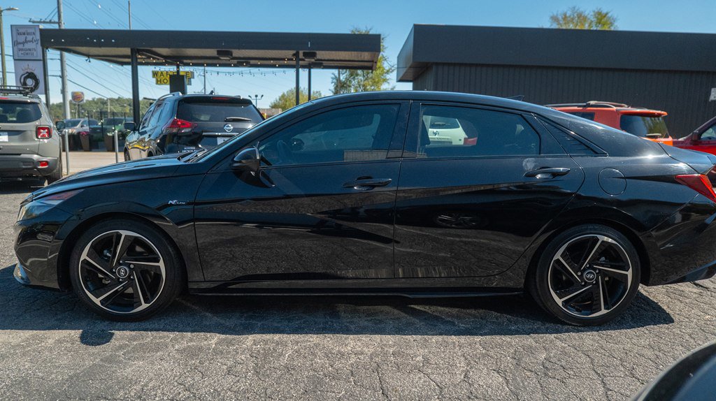 2023 Hyundai Elantra N Line photo 3