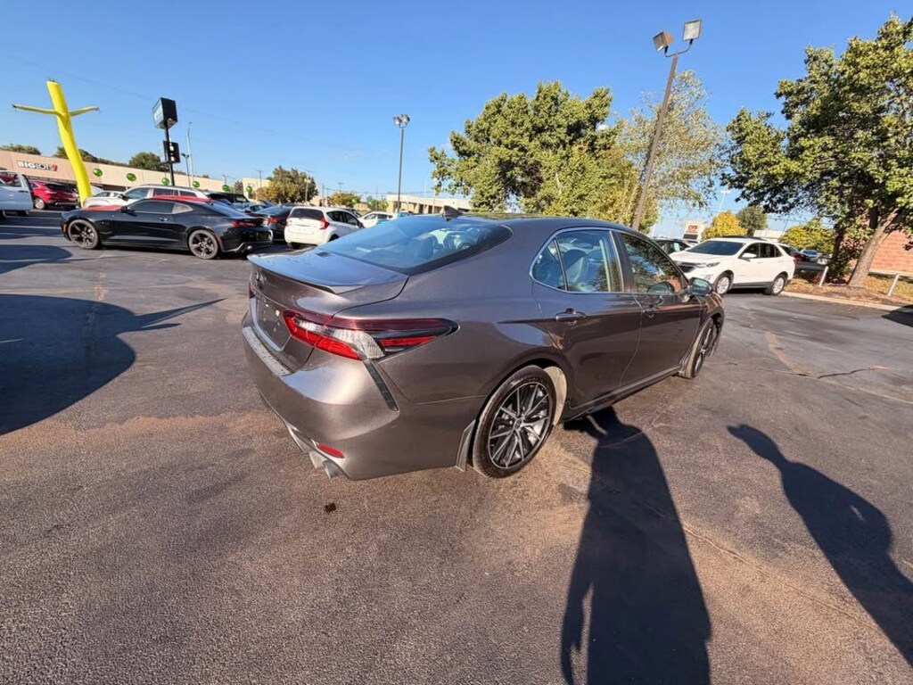 Used 2023 Toyota Camry SE Sedan