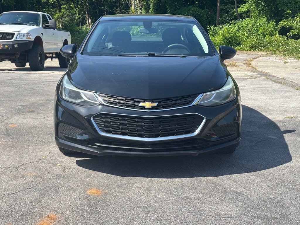 Used 2017 Chevrolet Cruze LT Auto Sedan