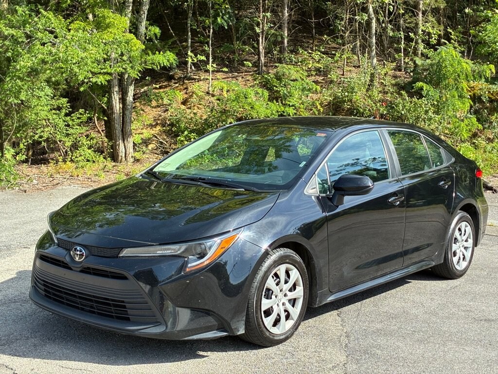 Used 2024 Toyota Corolla LE Sedan