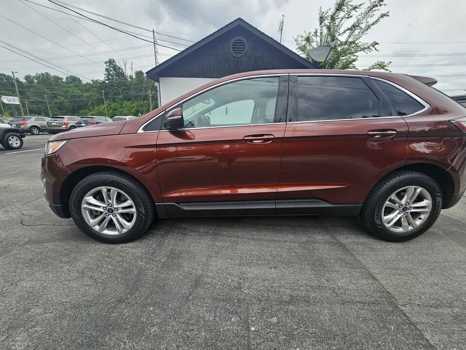 2015 Ford Edge SEL photo 4