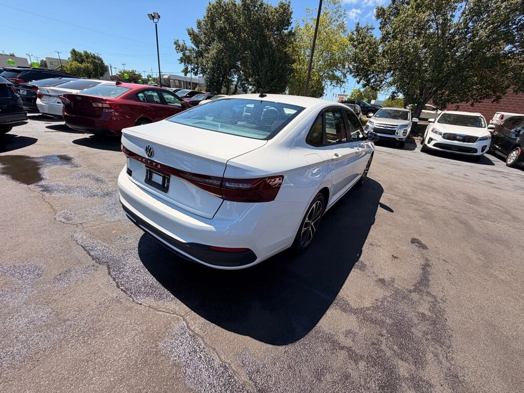 Used 2025 Volkswagen Jetta 1.5T Sport Sedan