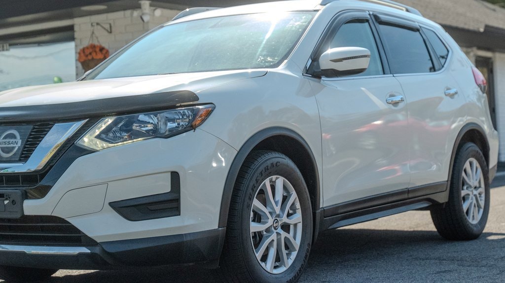 Used 2017 Nissan Rogue SV SUV