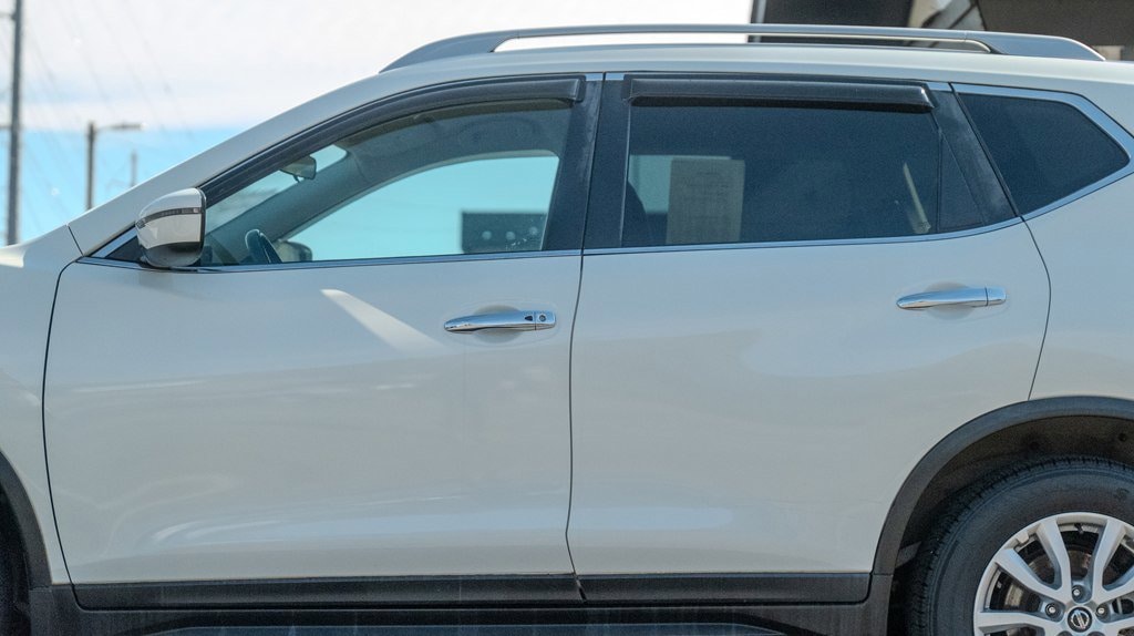 Used 2017 Nissan Rogue SV SUV