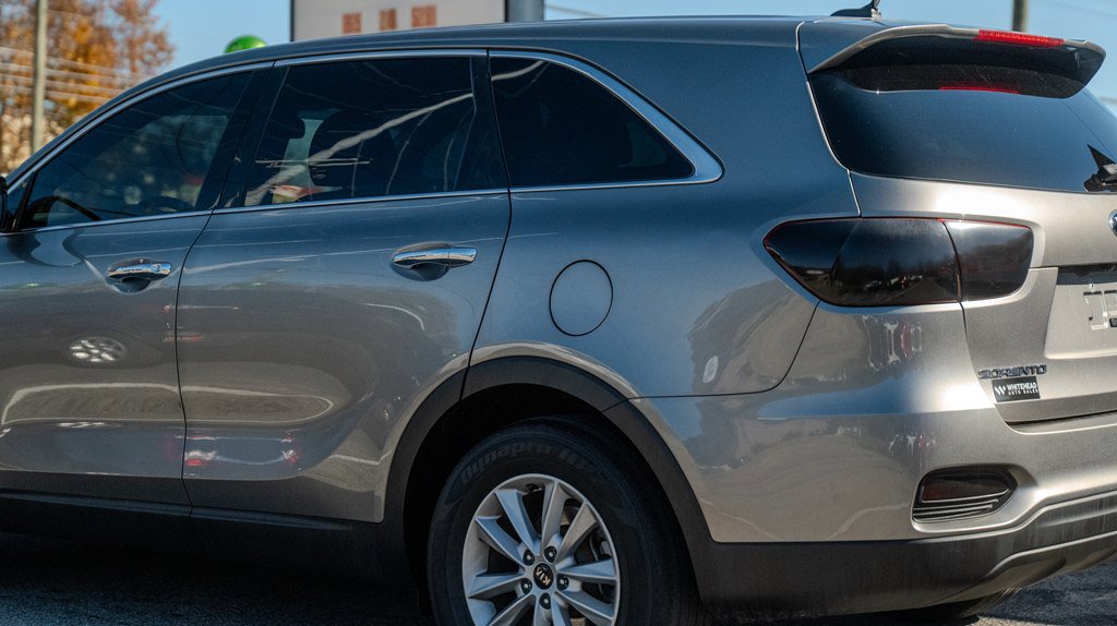 2019 Kia Sorento LX photo 2