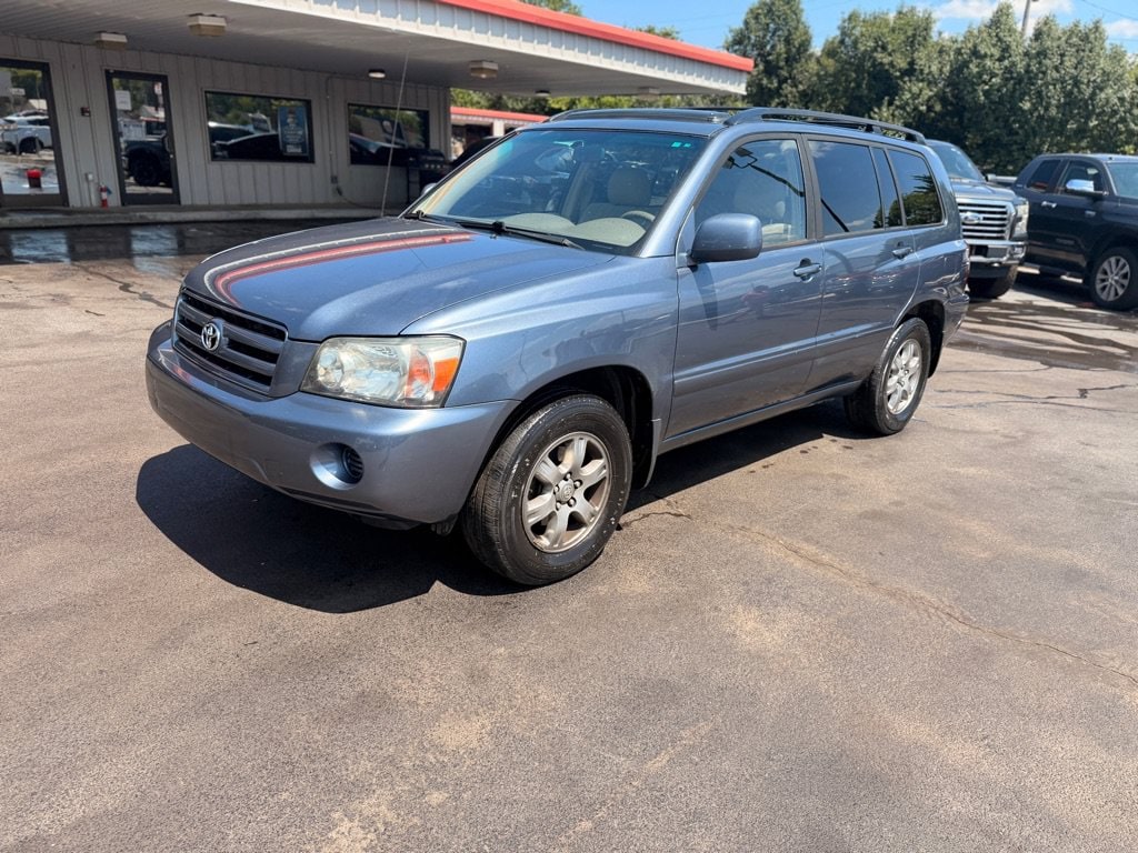 Used 2004 Toyota Highlander SUV