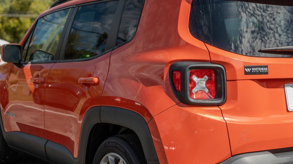 2015 Jeep Renegade Latitude photo 3