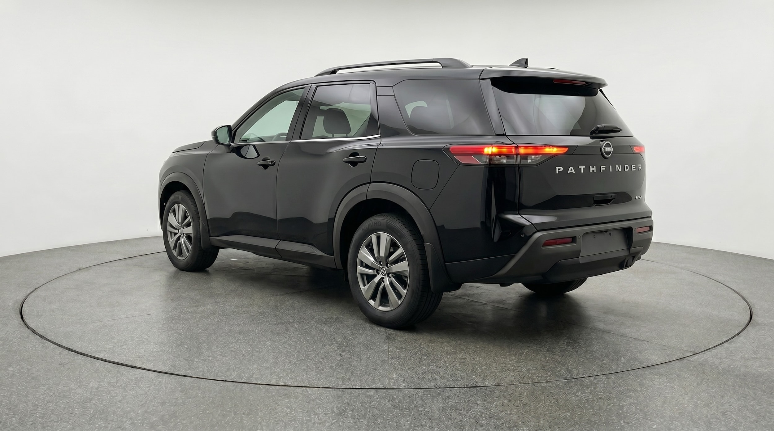 Thumbnail: 2025 Nissan Pathfinder - 5