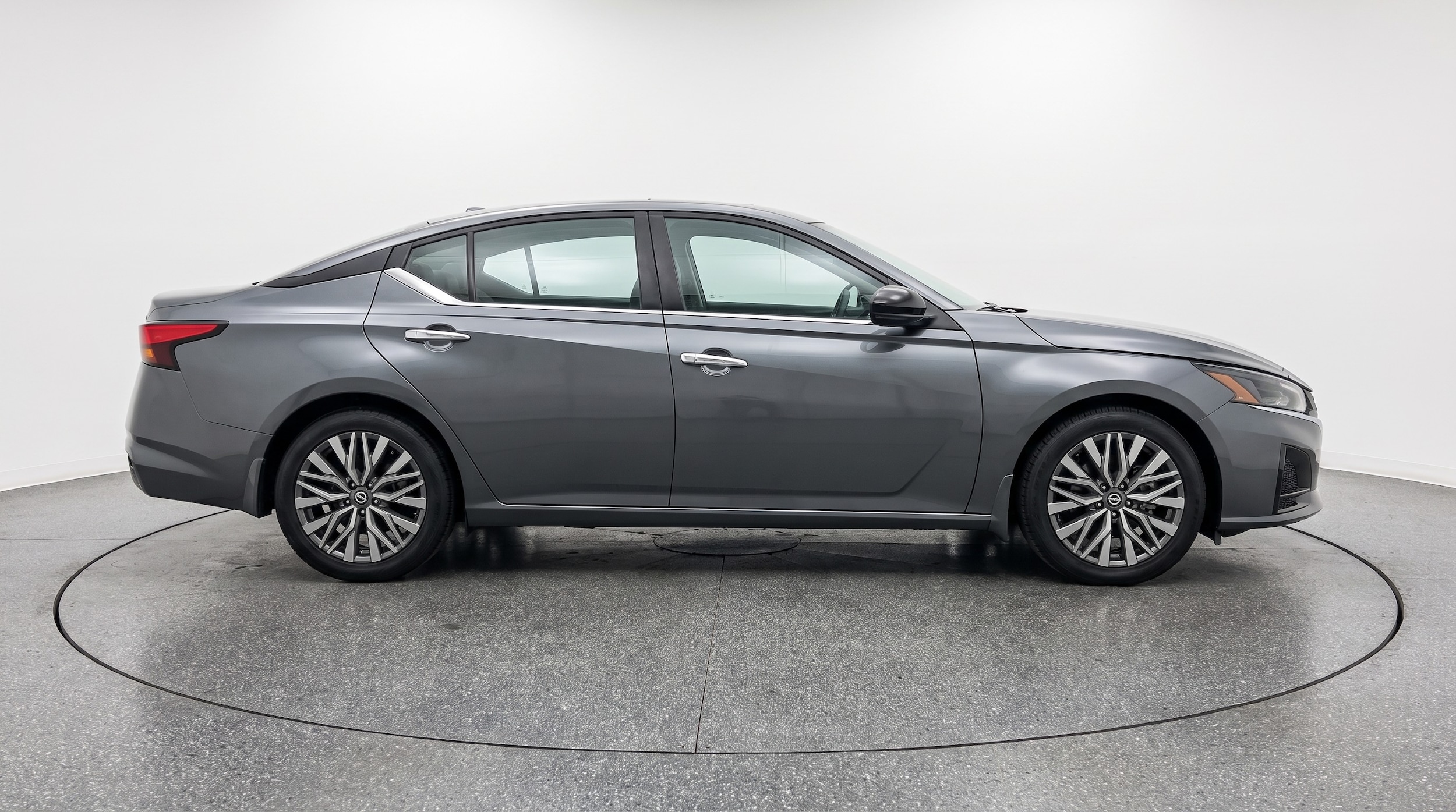 Thumbnail: 2025 Nissan Altima - 8