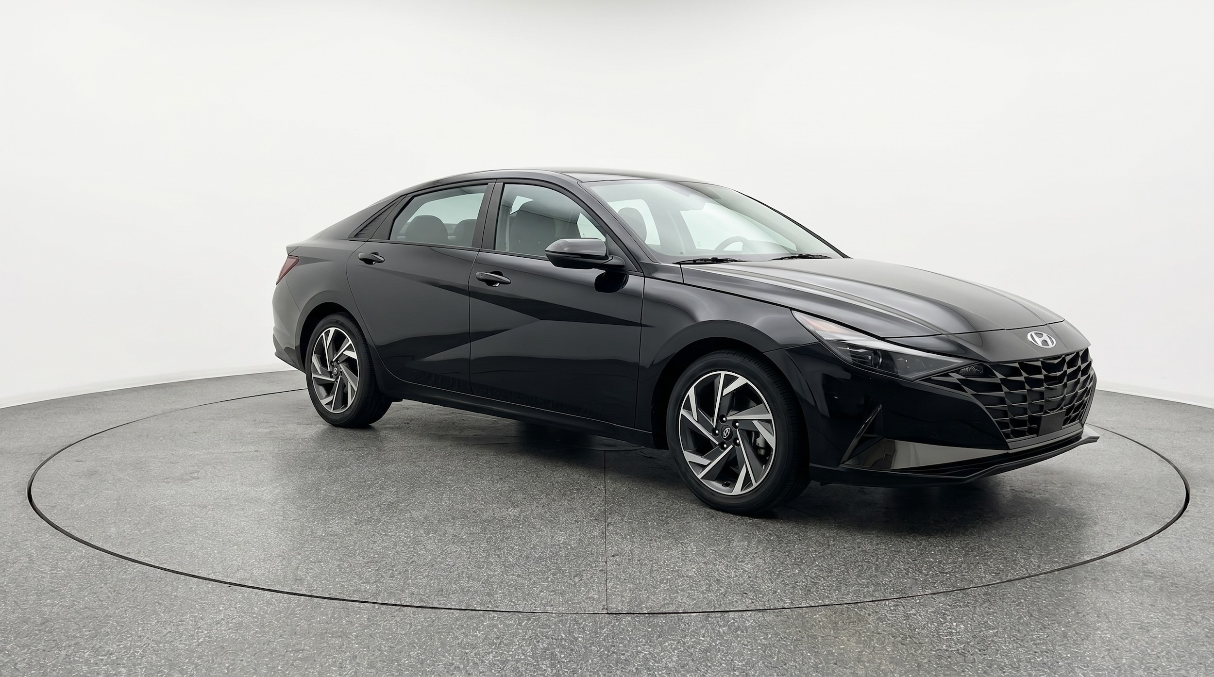 Thumbnail: 2025 Hyundai Elantra - 1