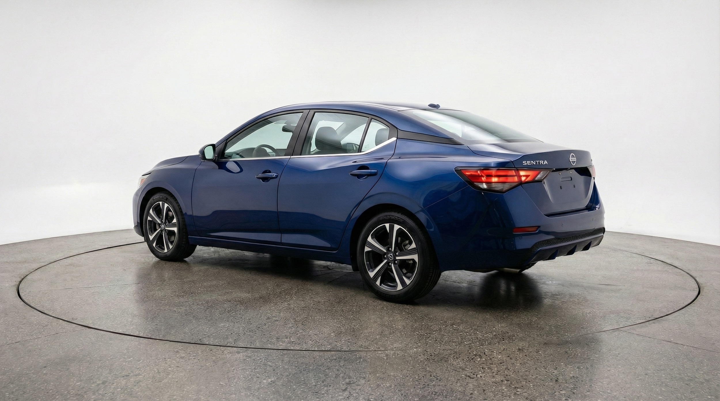 Thumbnail: 2025 Nissan Sentra - 5