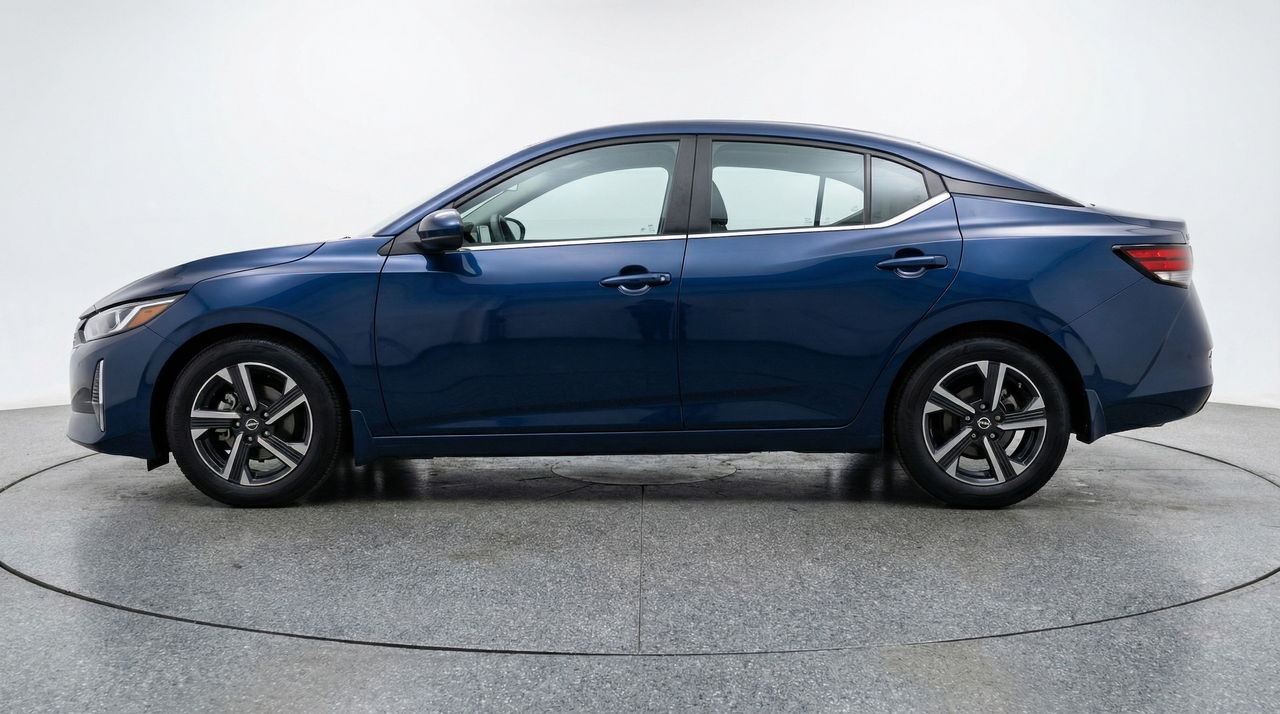 Thumbnail: 2025 Nissan Sentra - 4