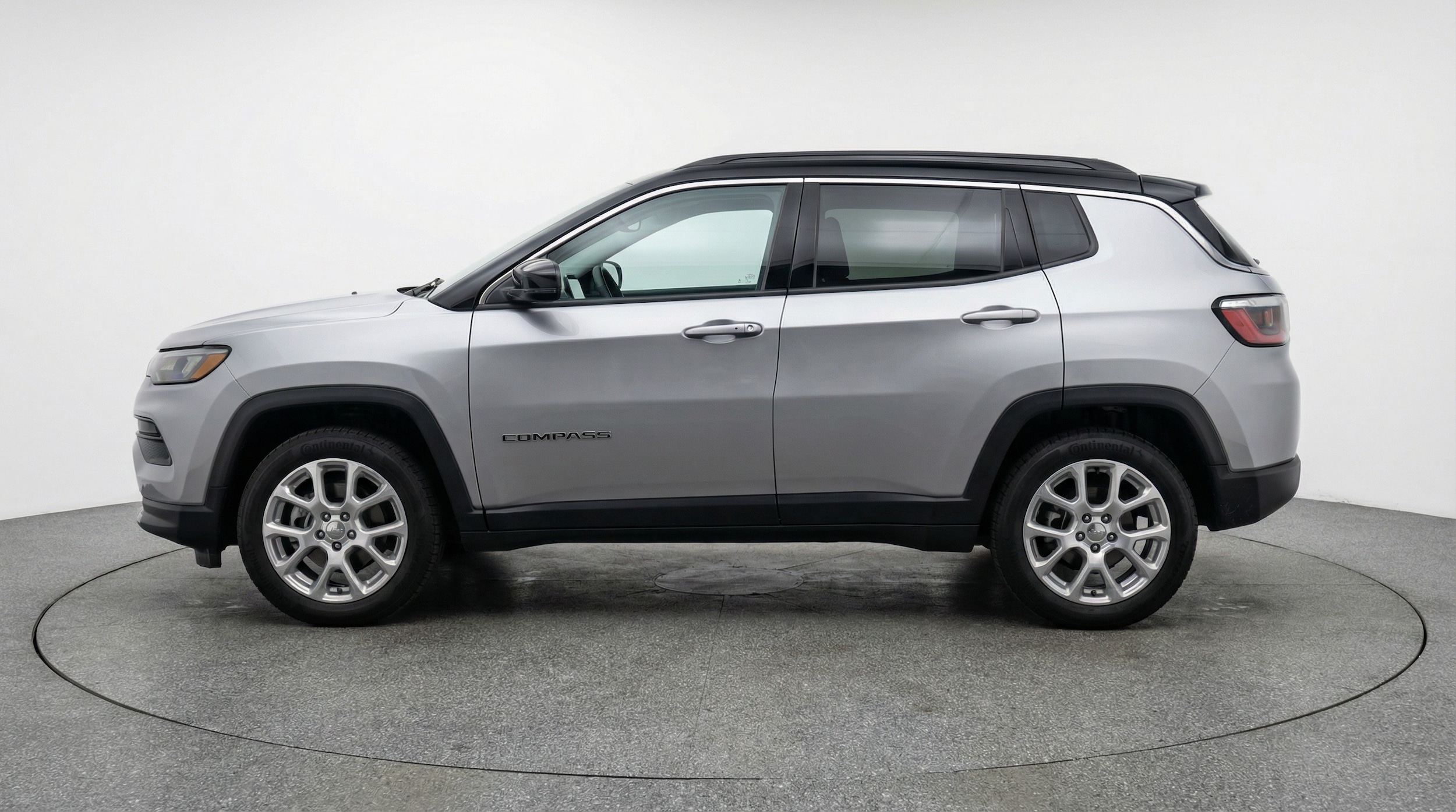 Thumbnail: 2025 Jeep Compass - 4