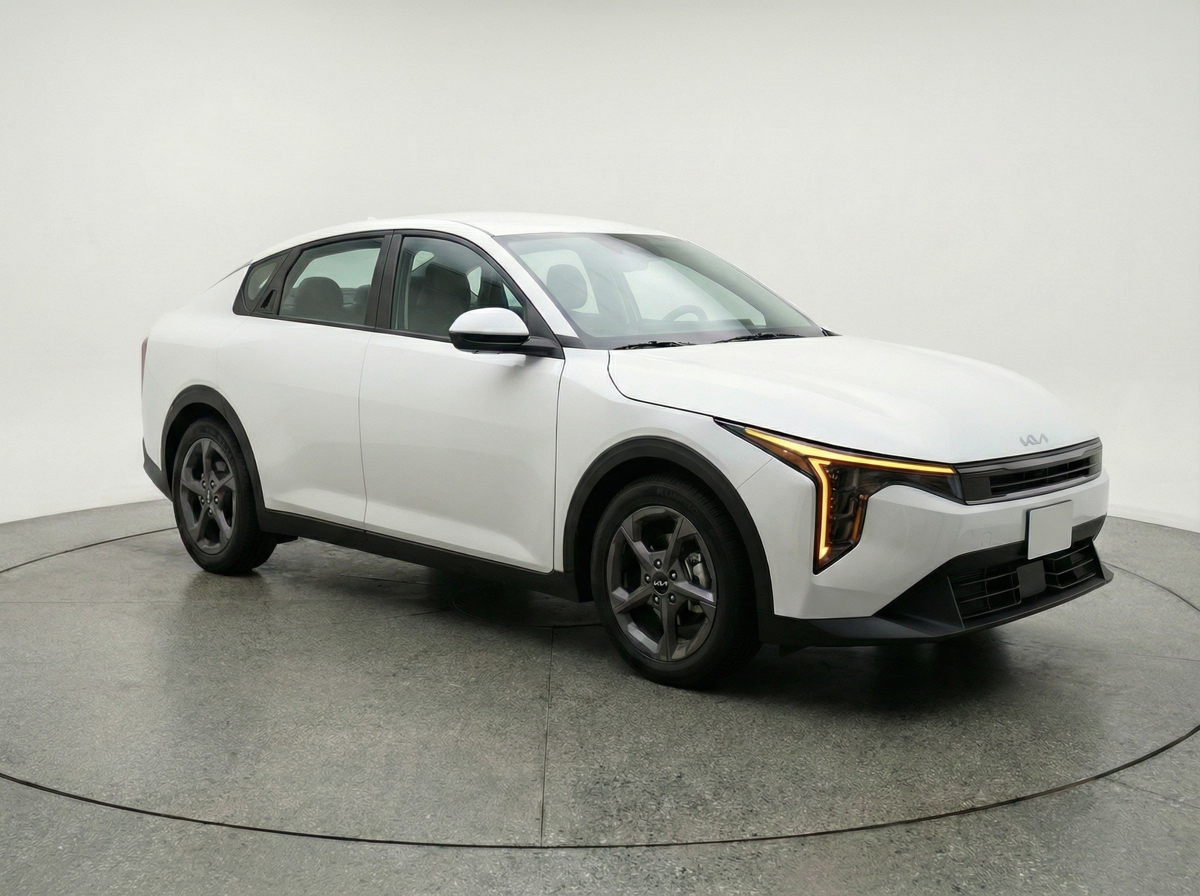 Thumbnail: 2025 Kia K4 - 1