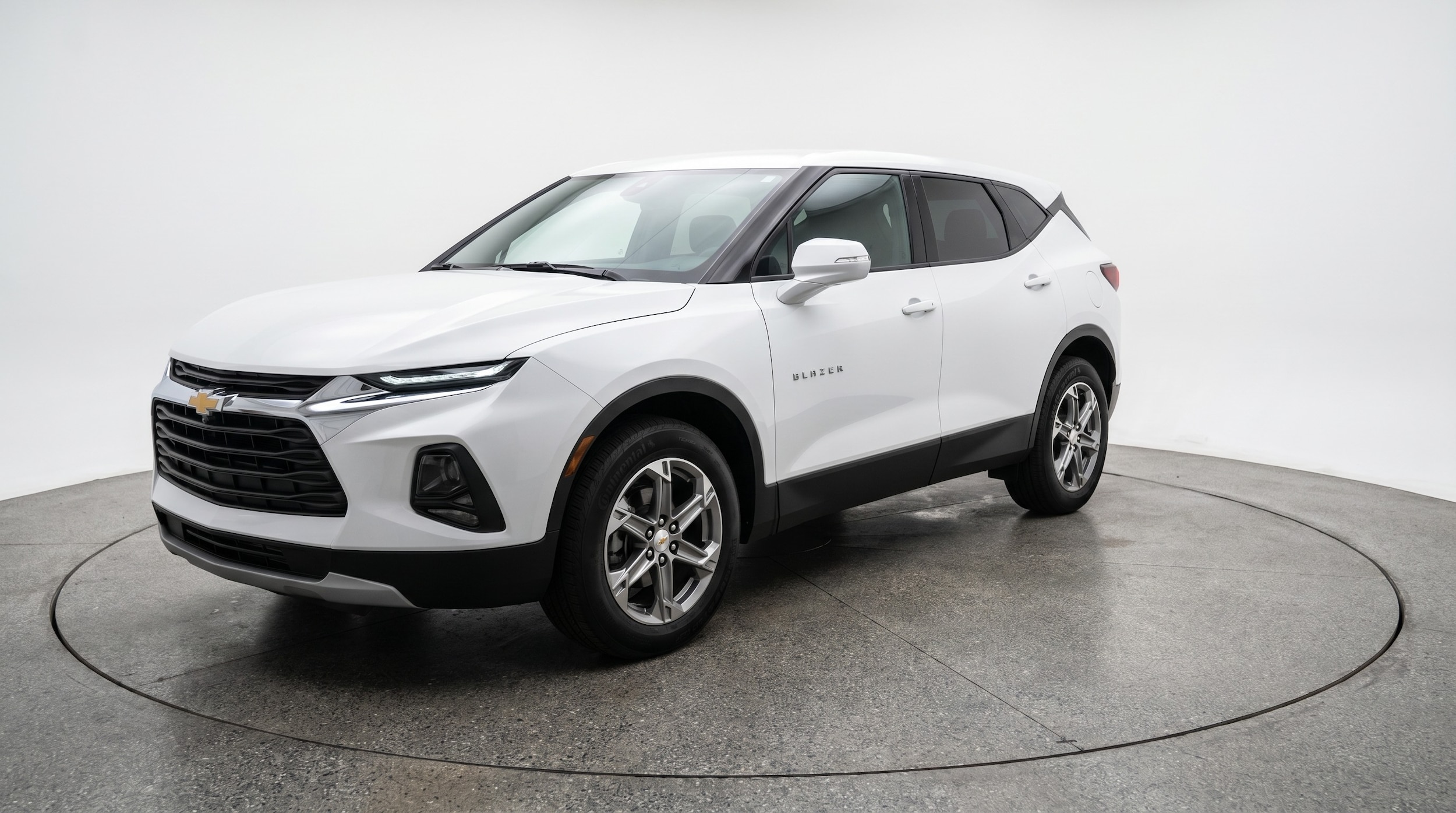 Thumbnail: 2025 Chevrolet Blazer - 3