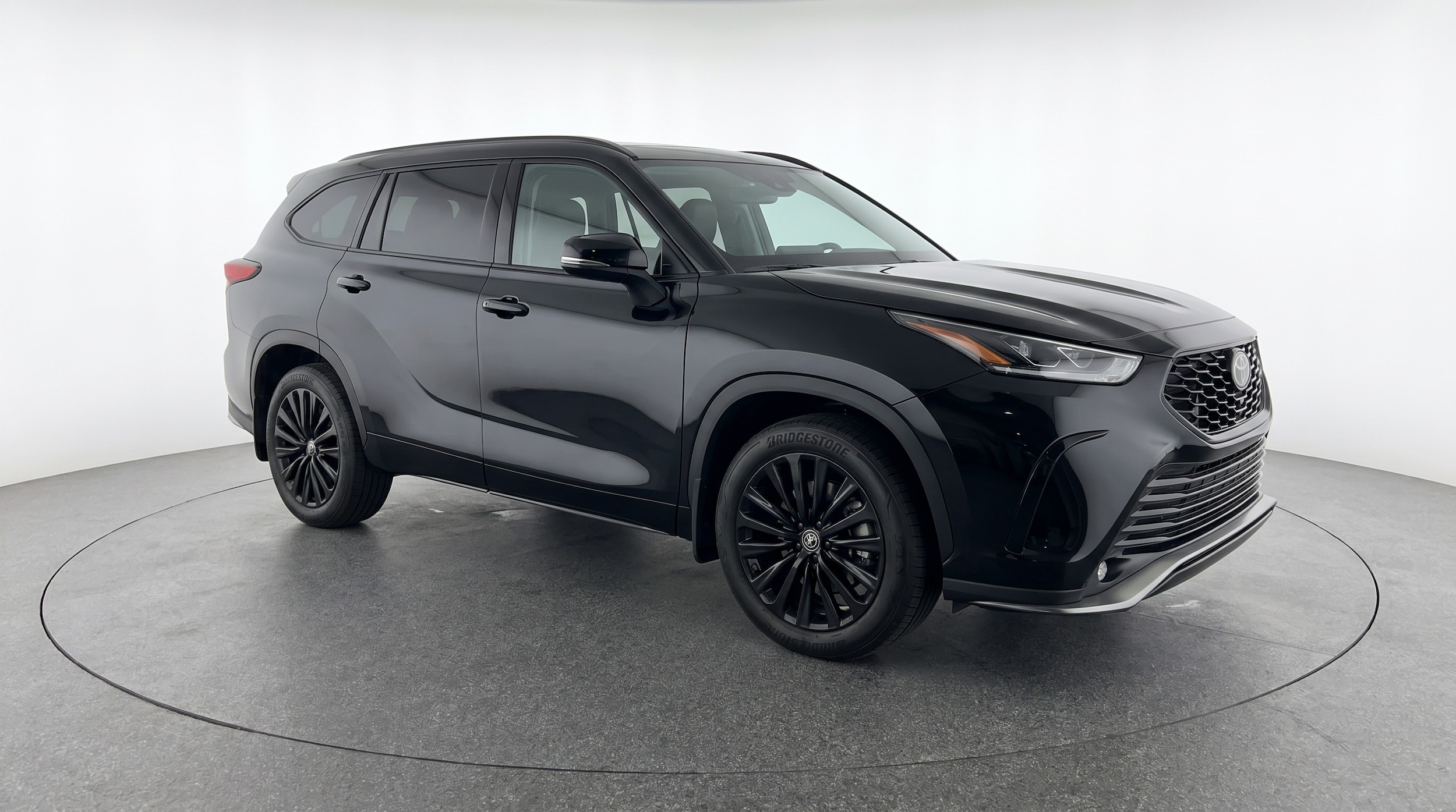 Thumbnail: 2025 Toyota Highlander - 1