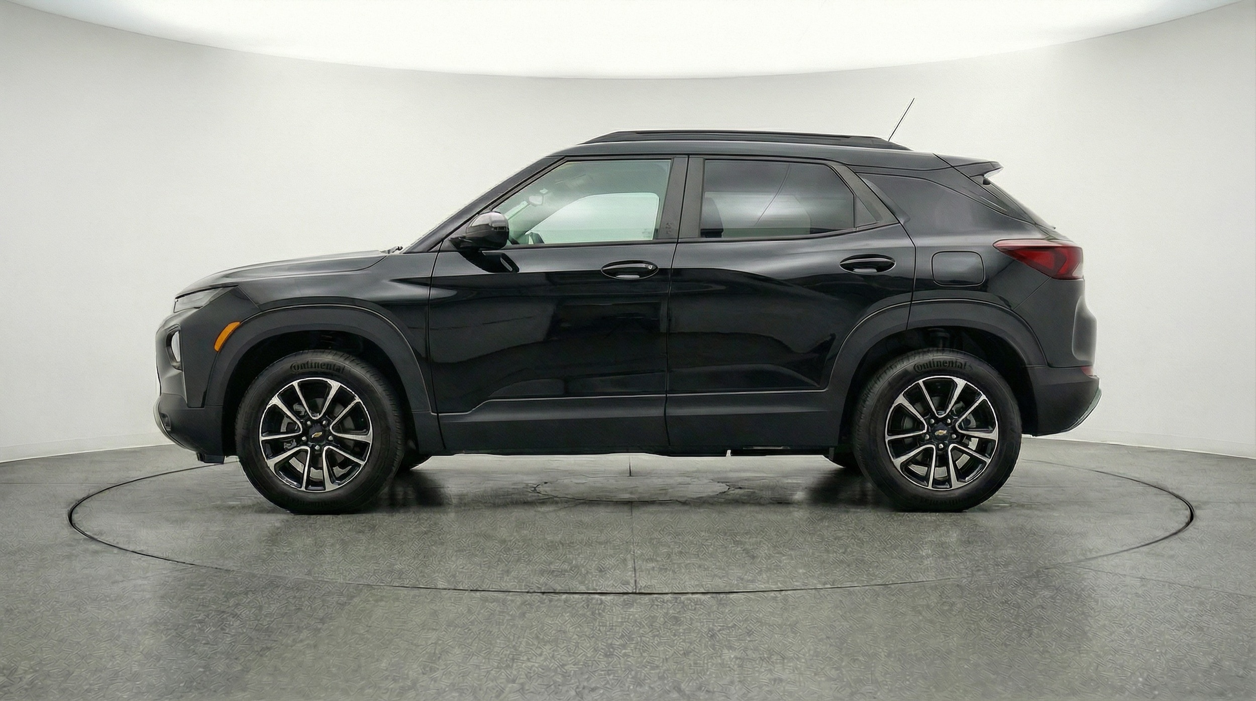 Thumbnail: 2025 Chevrolet TrailBlazer - 4