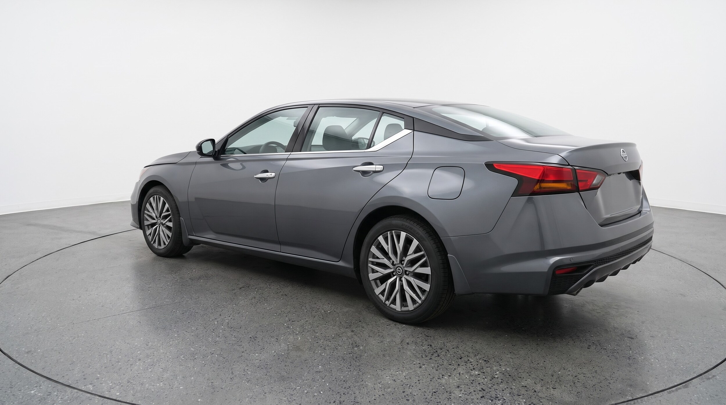 Thumbnail: 2025 Nissan Altima - 5