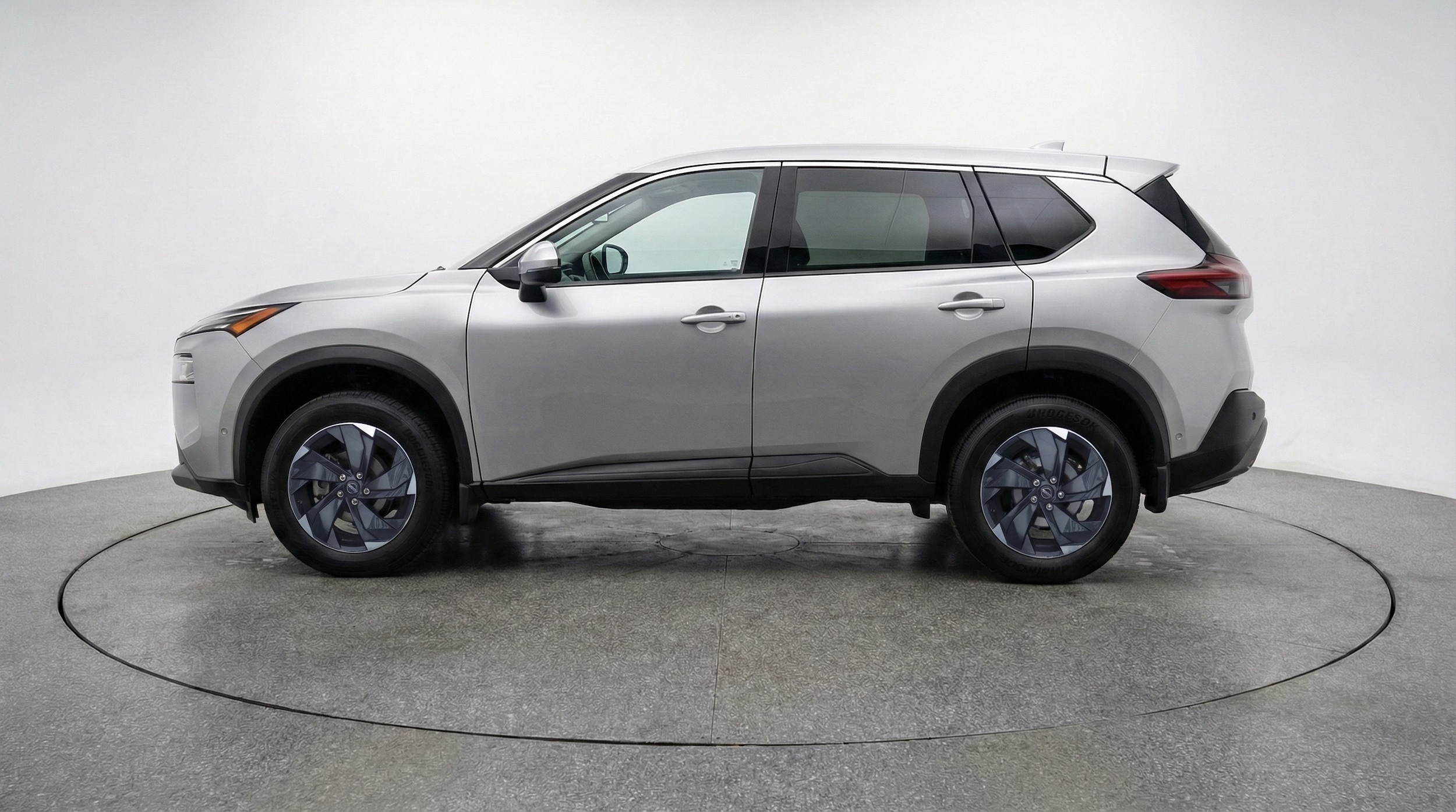 Thumbnail: 2025 Nissan Rogue - 4