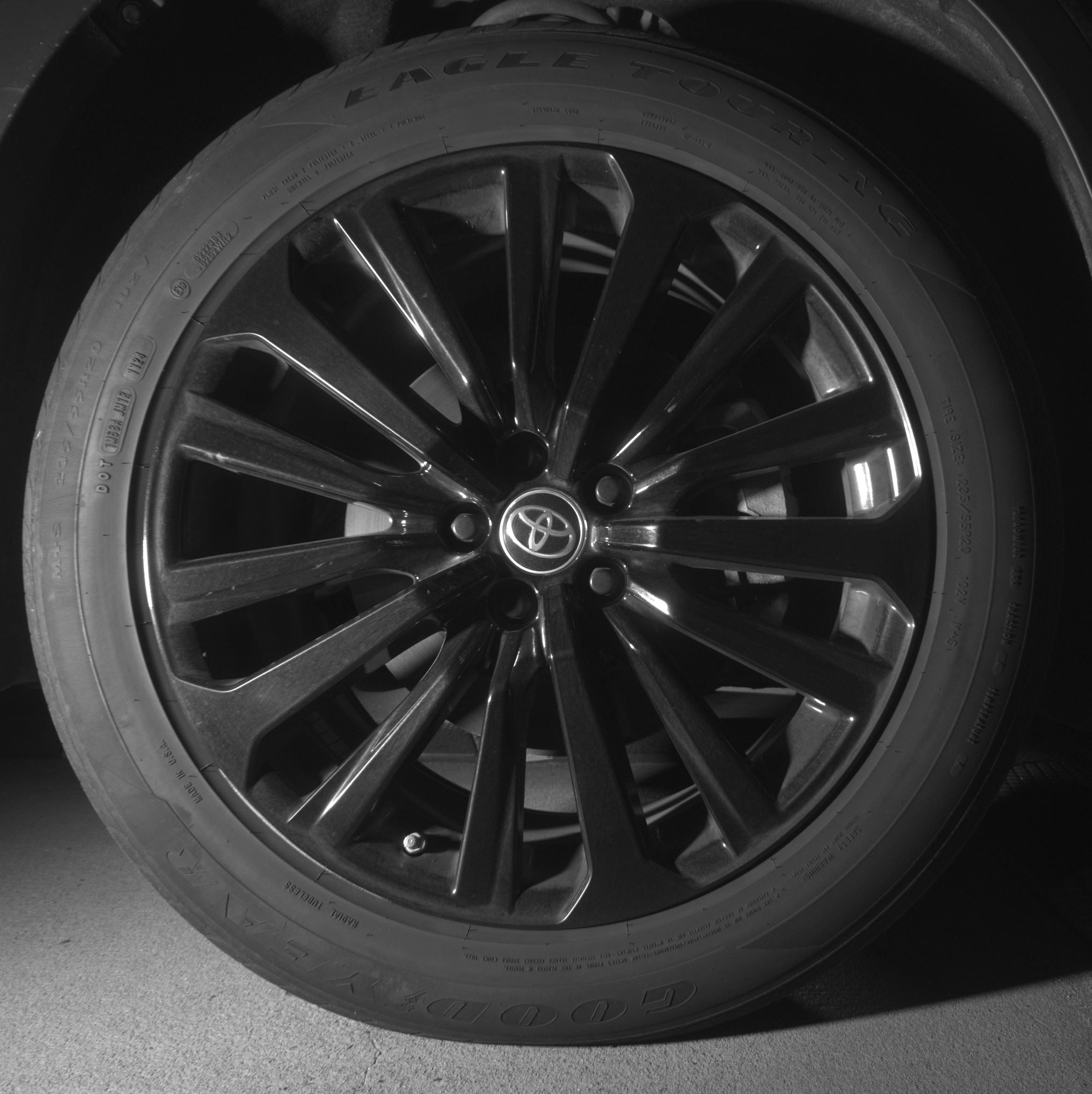 Thumbnail: 2024 Toyota Highlander - 10