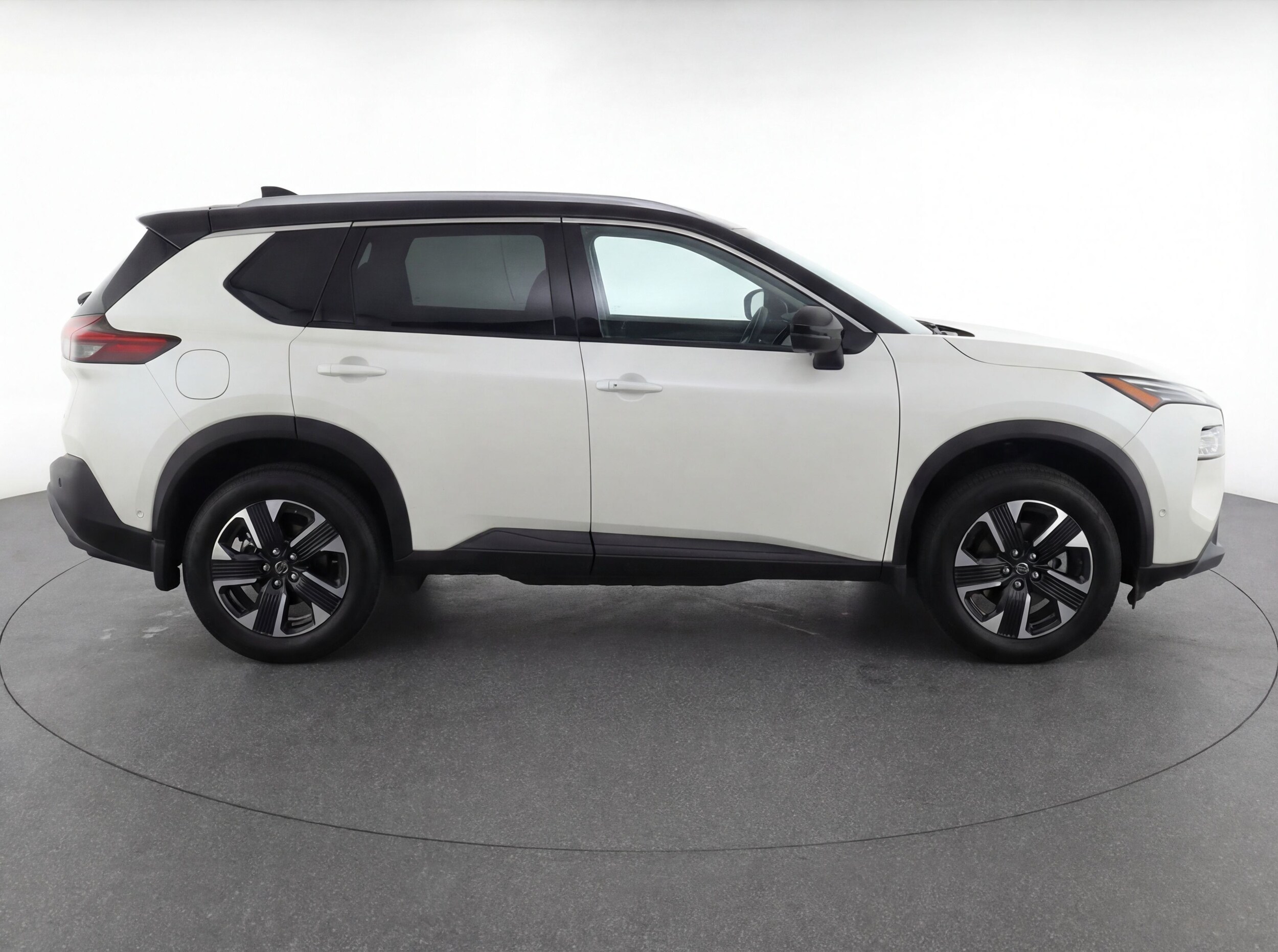 Thumbnail: 2025 Nissan Kicks - 8