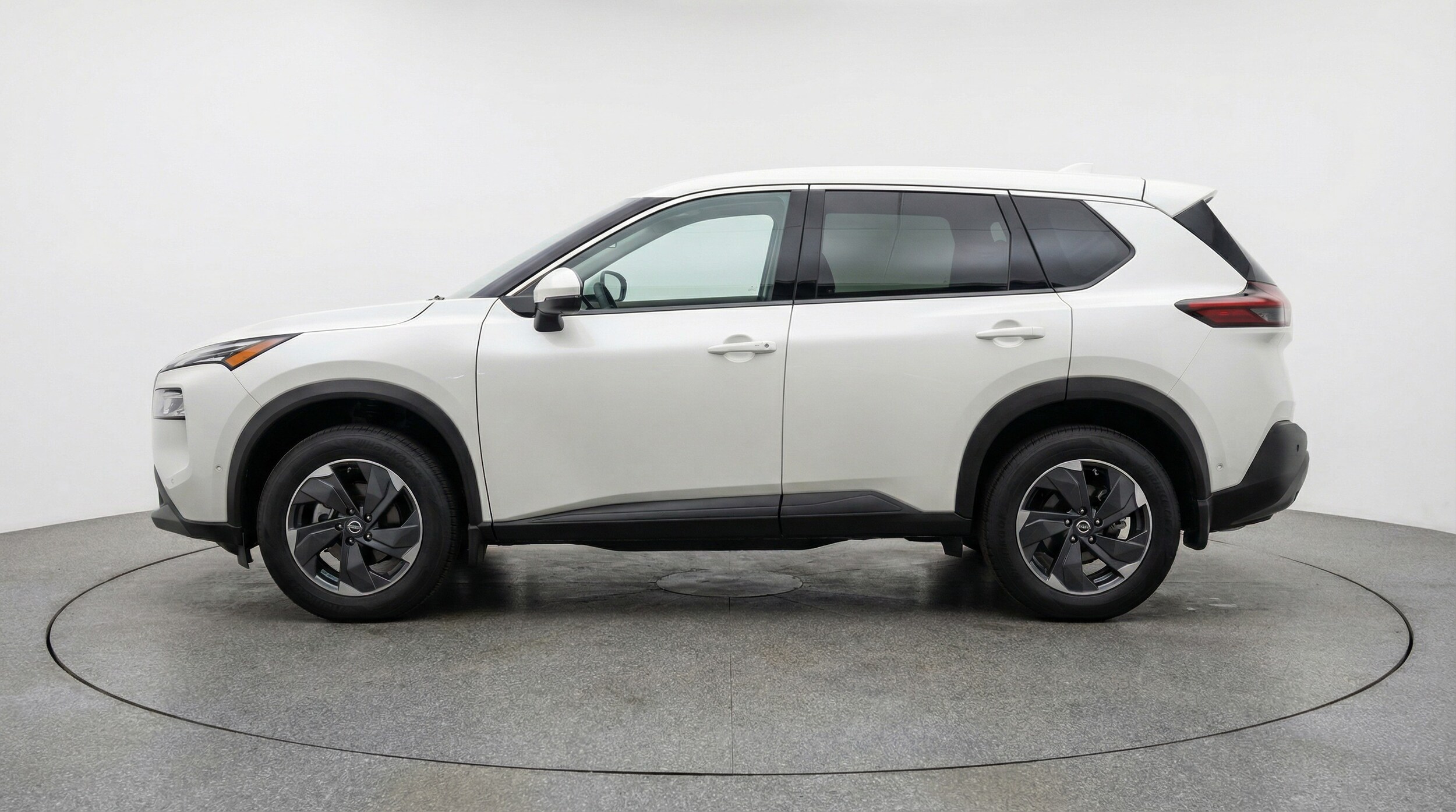 Thumbnail: 2025 Nissan Rogue - 4