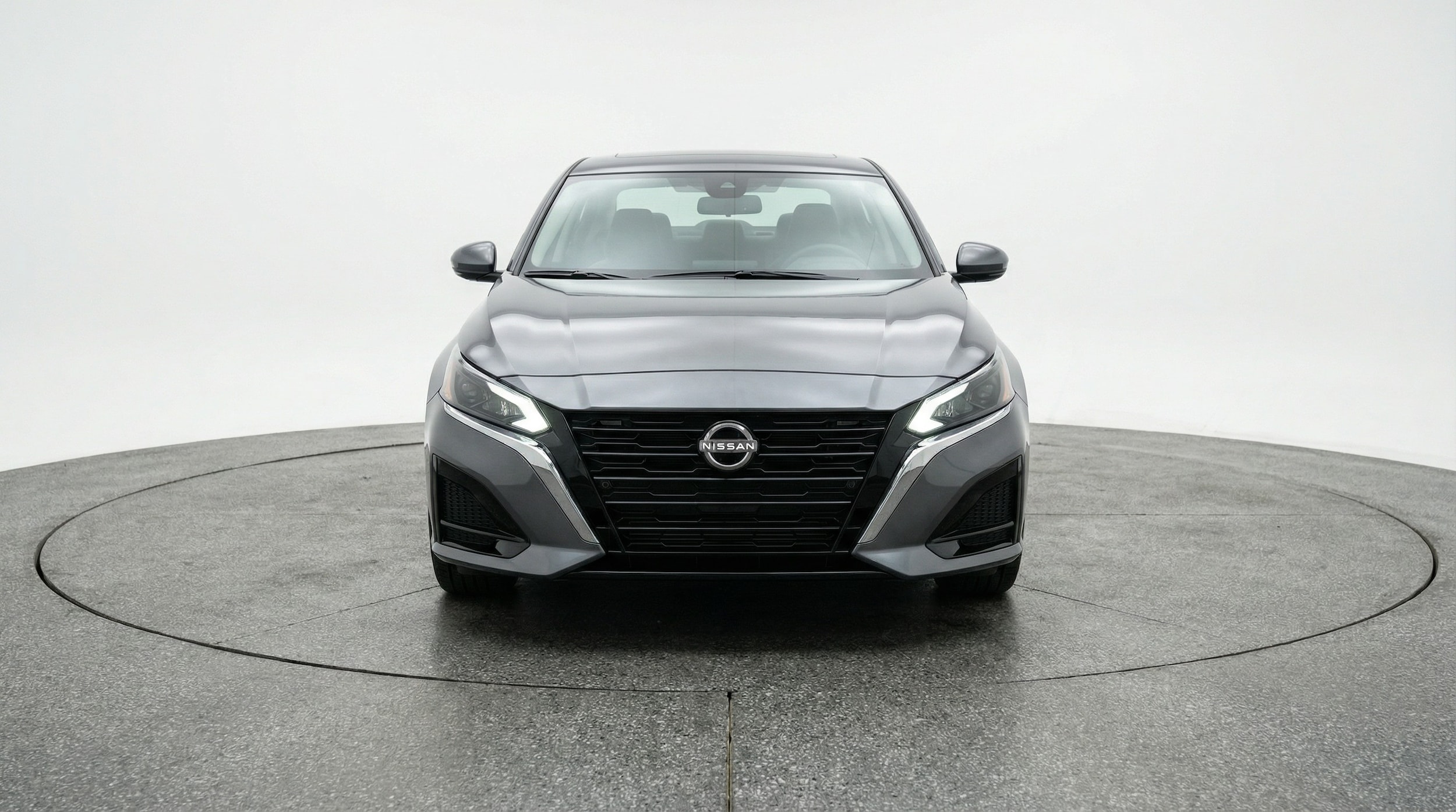 Thumbnail: 2025 Nissan Altima - 2