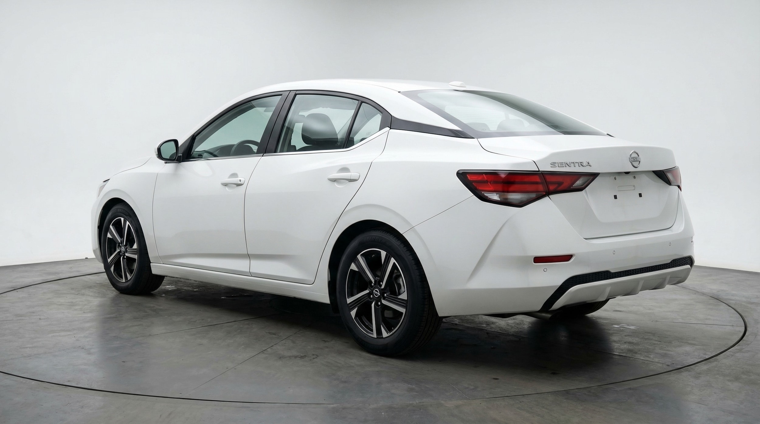 Thumbnail: 2025 Nissan Sentra - 5