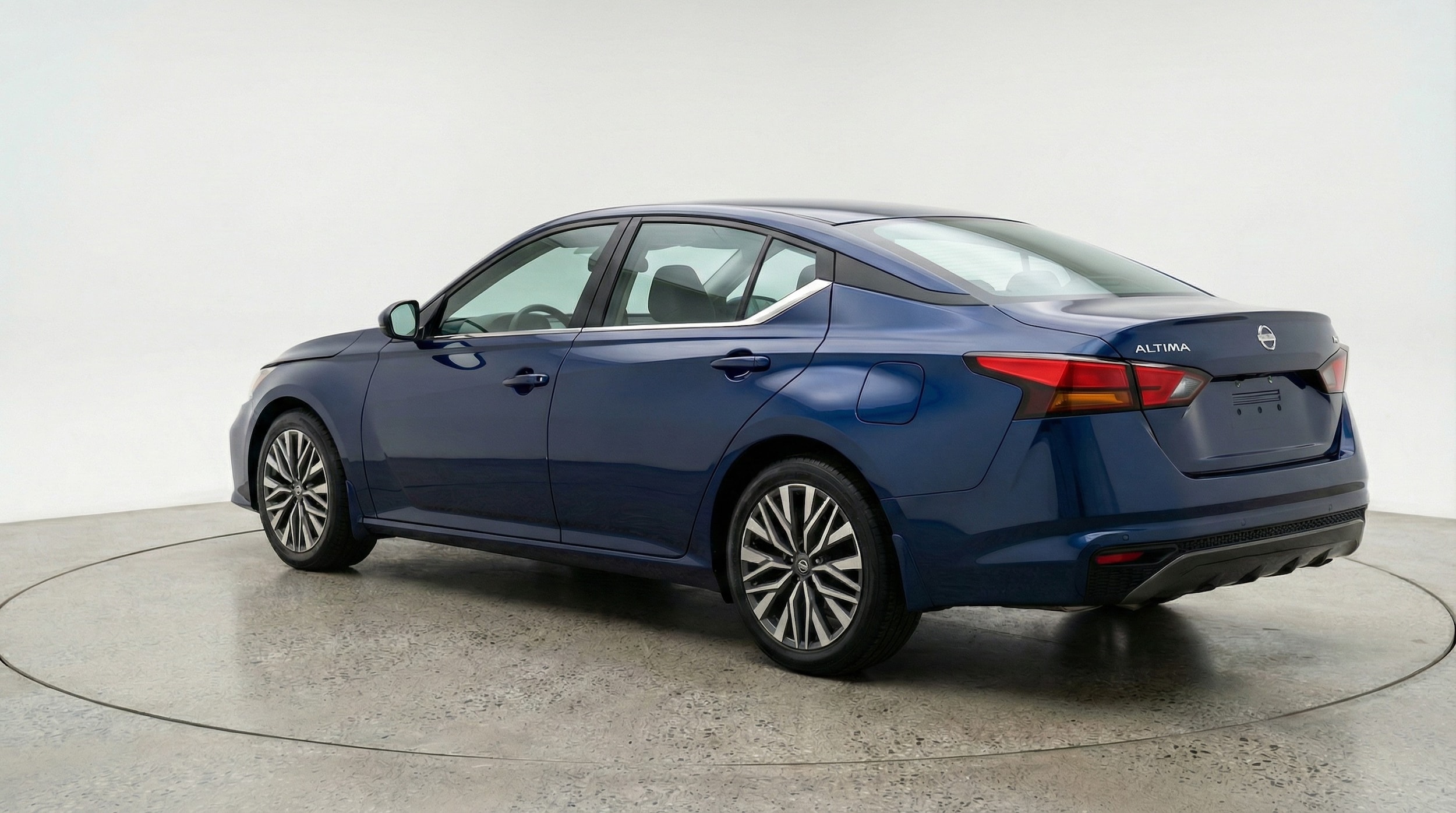 Thumbnail: 2025 Nissan Altima - 5