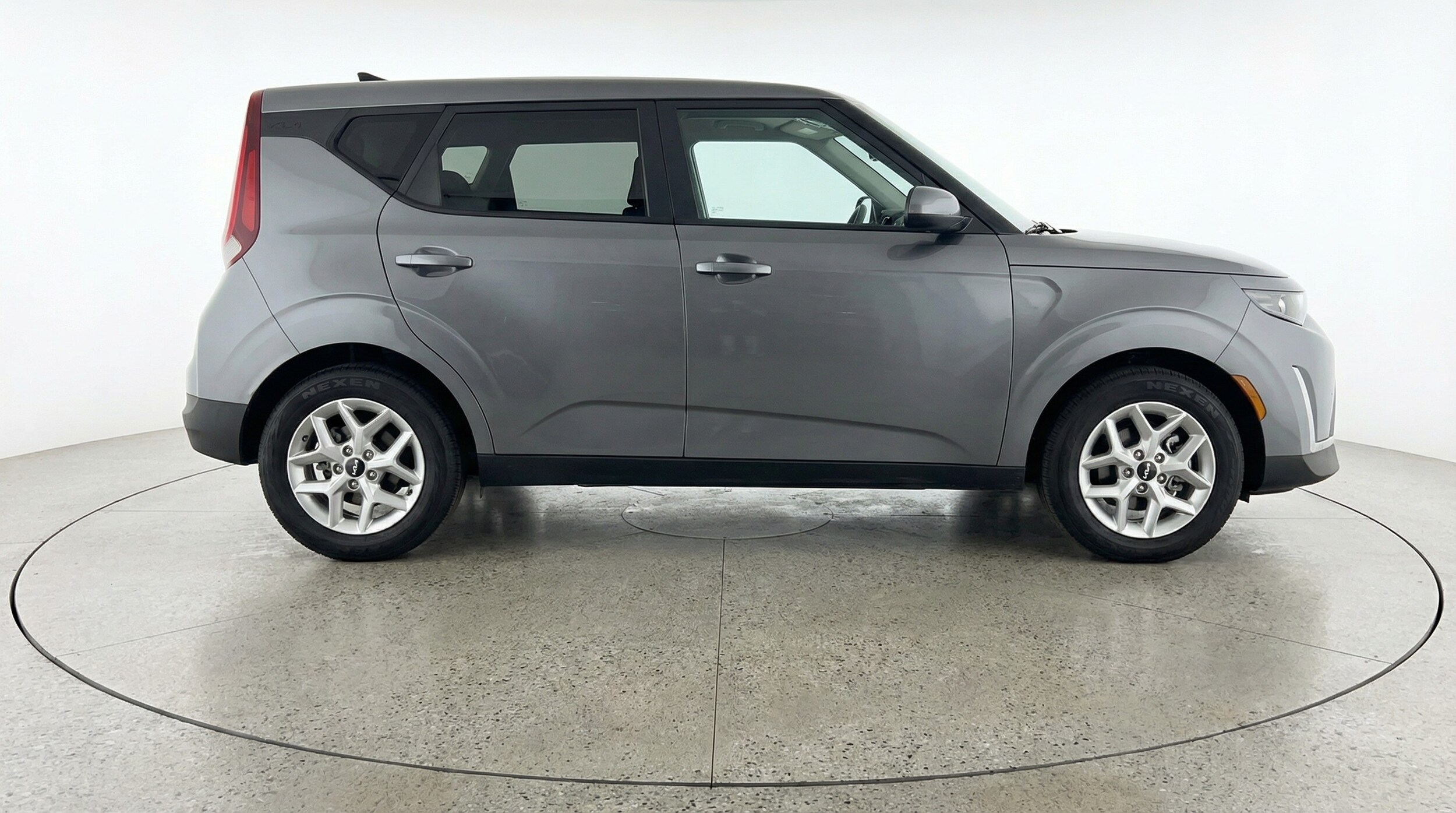 Thumbnail: 2025 Kia Soul - 8