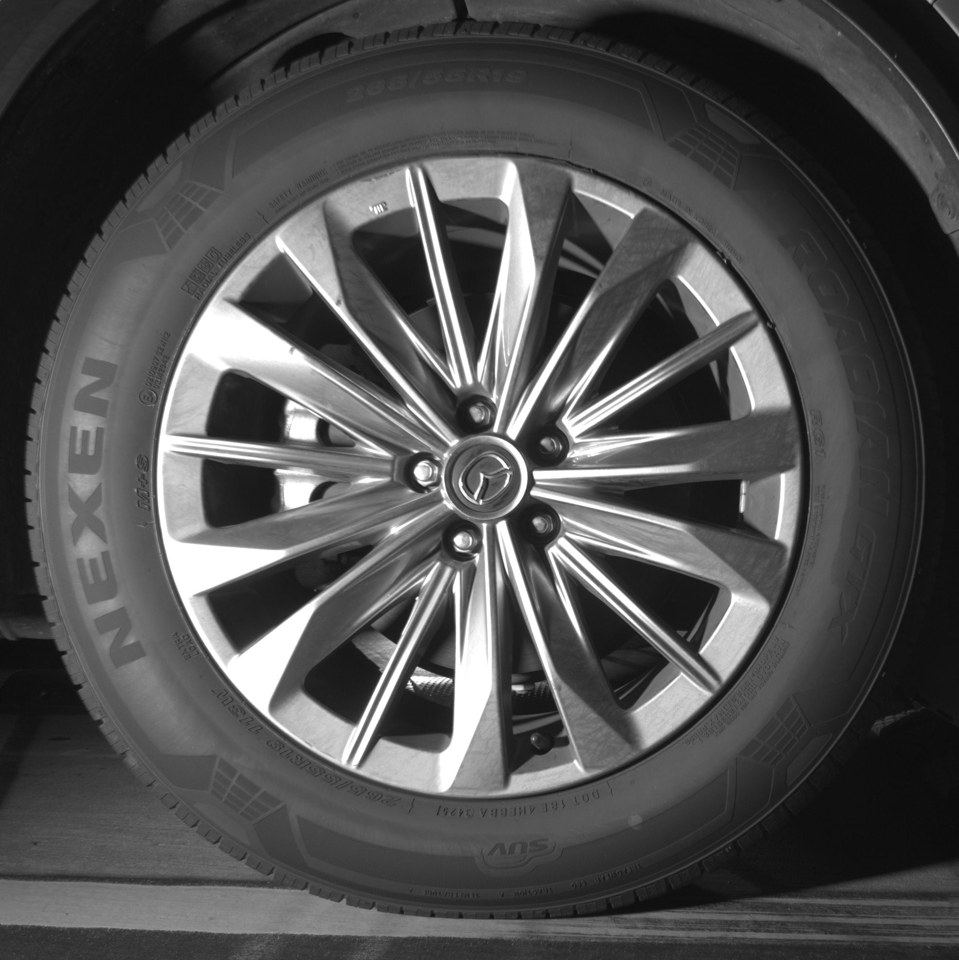 Thumbnail: 2025 Mazda CX-90 - 10