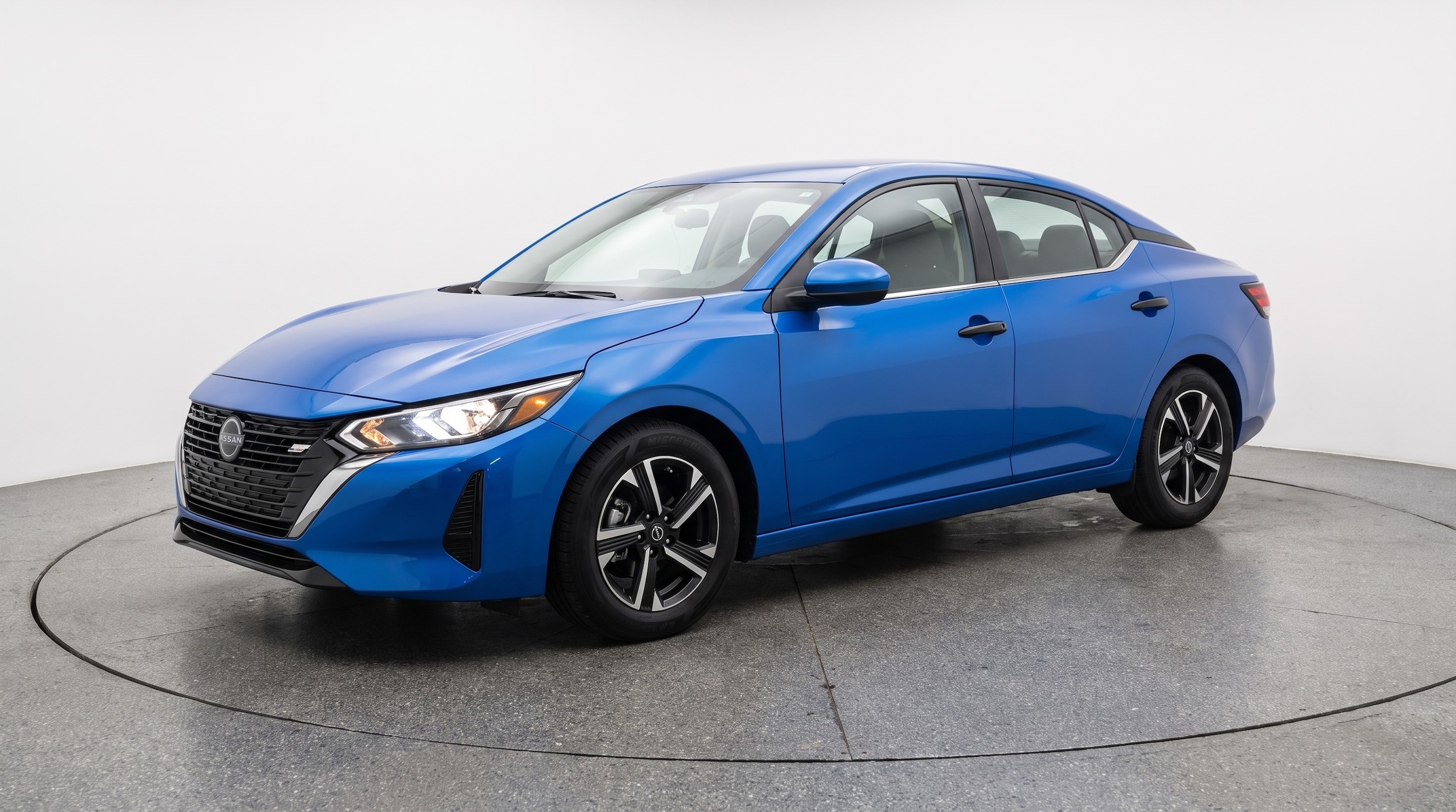 Thumbnail: 2025 Nissan Sentra - 3