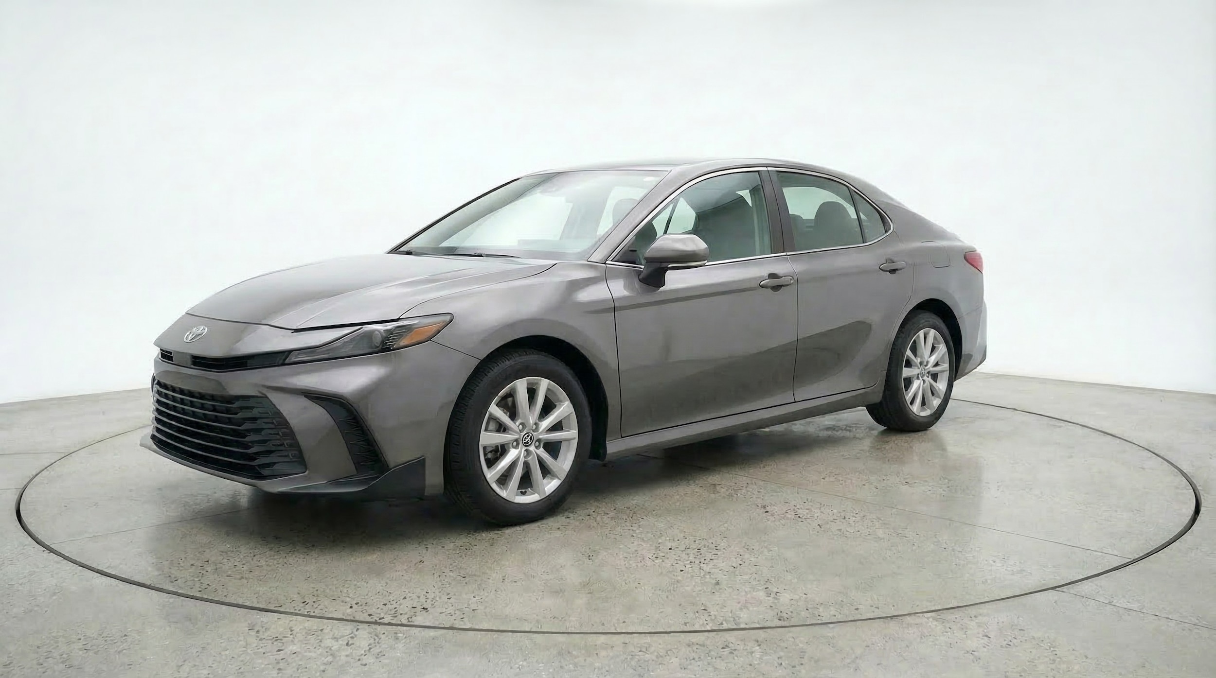 Thumbnail: 2025 Toyota Camry - 3
