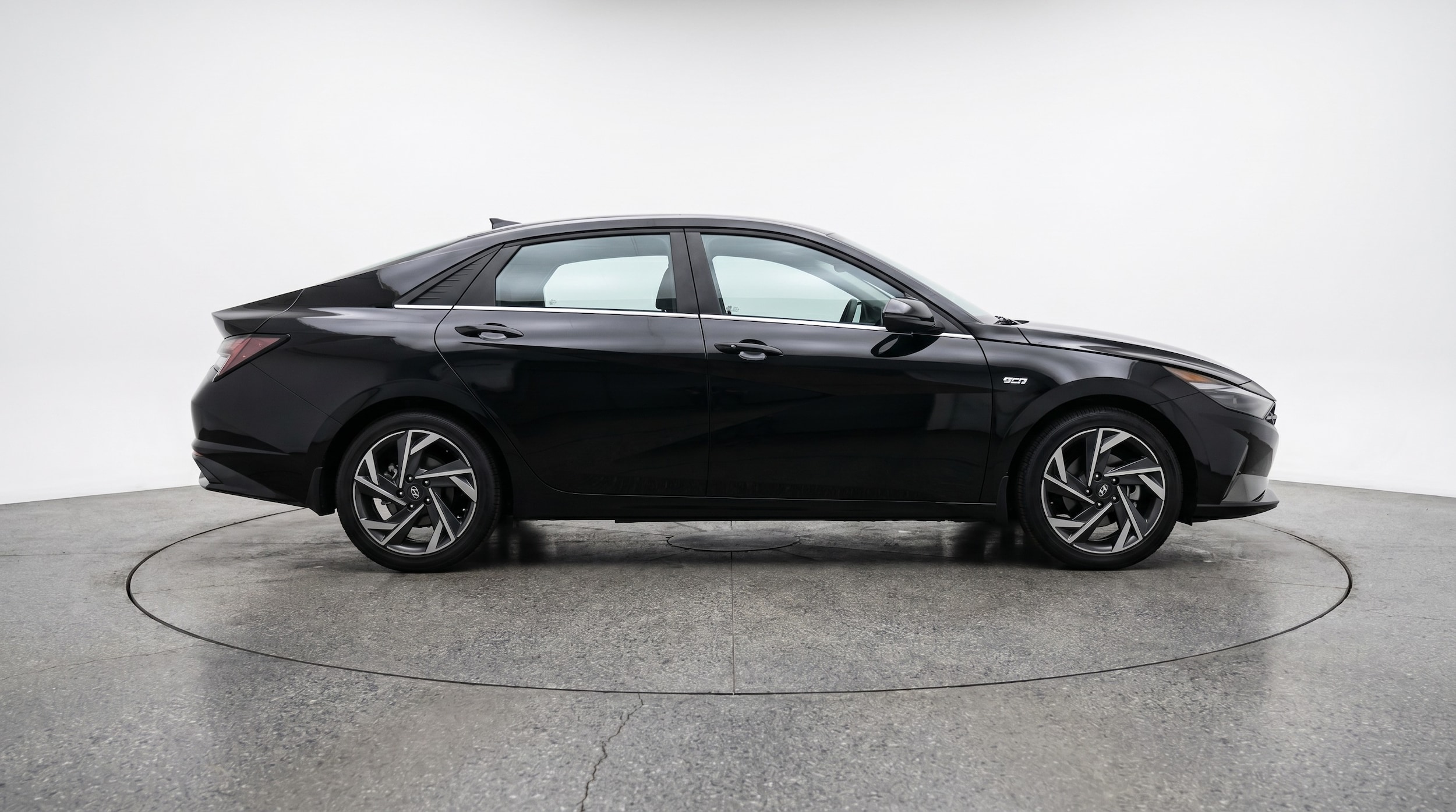 Thumbnail: 2025 Hyundai Elantra - 8