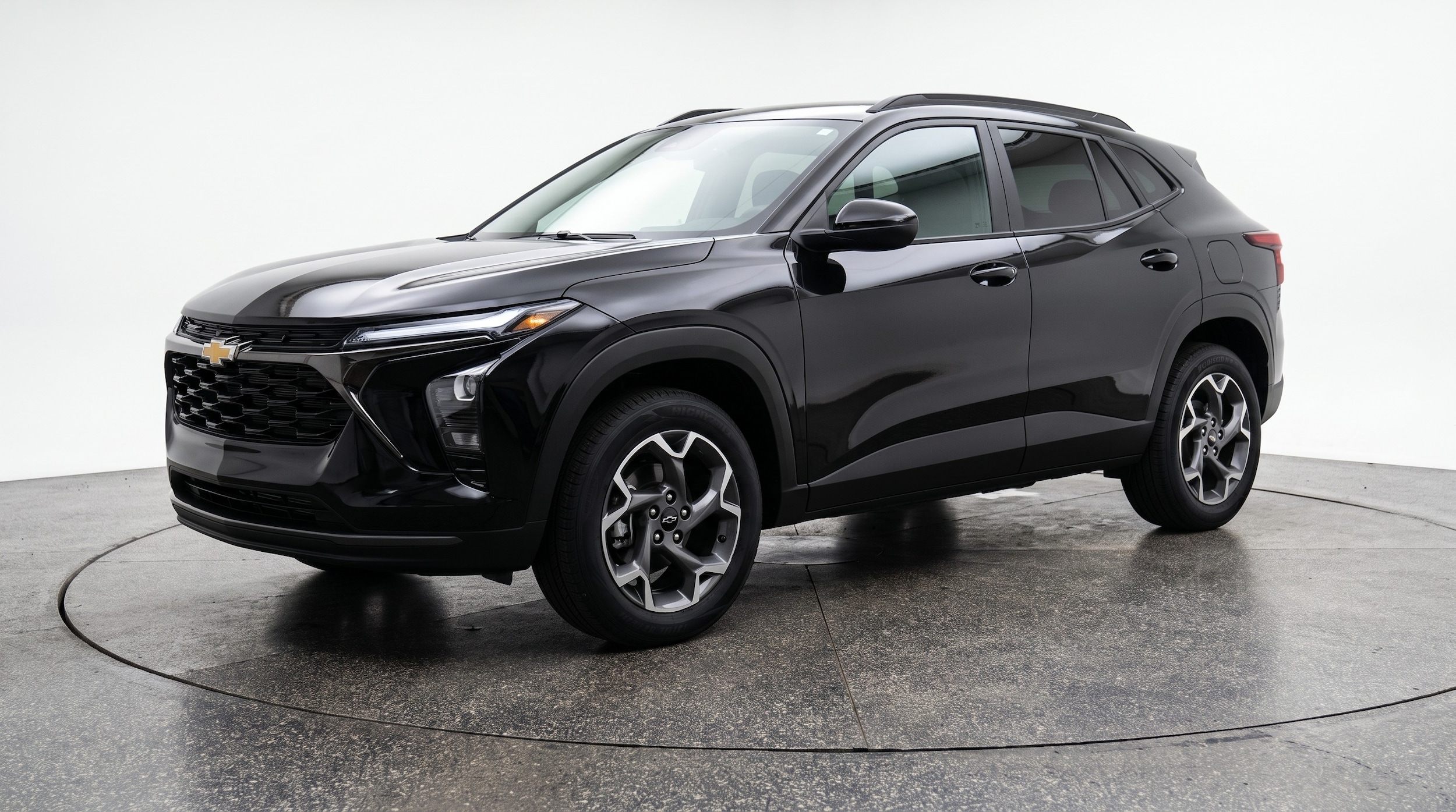 Thumbnail: 2025 Chevrolet Trax - 3