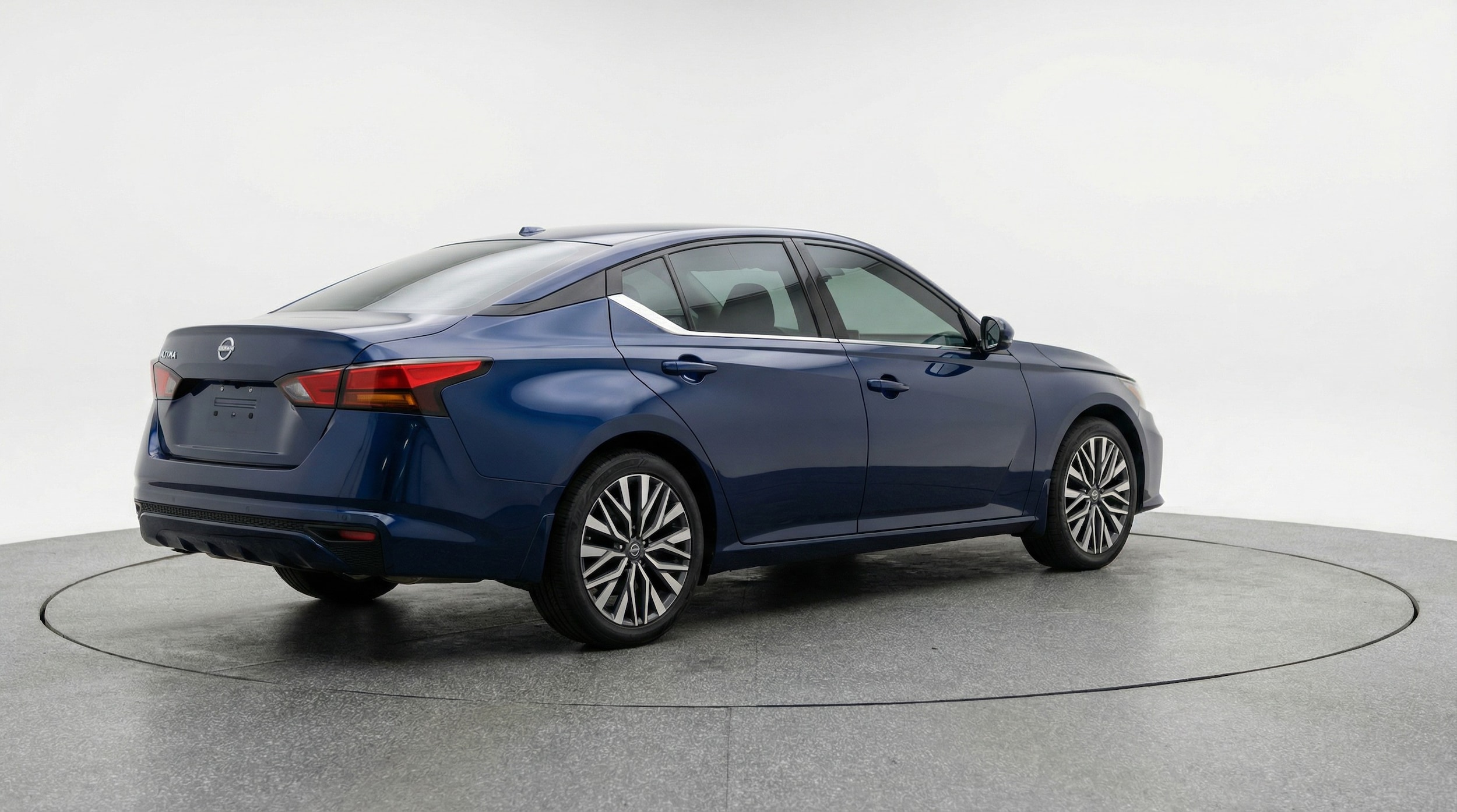 Thumbnail: 2025 Nissan Altima - 7