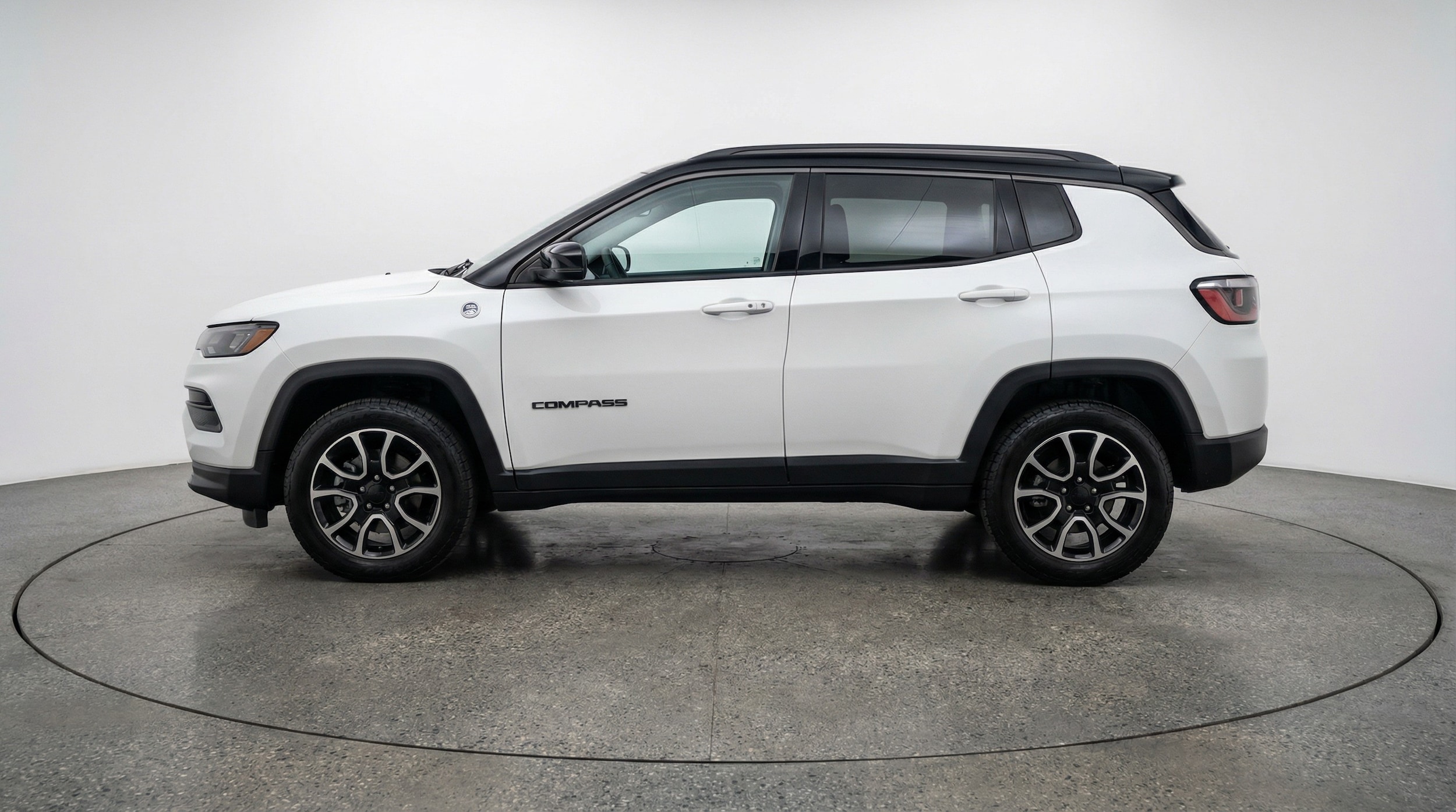 Thumbnail: 2025 Jeep Compass - 4