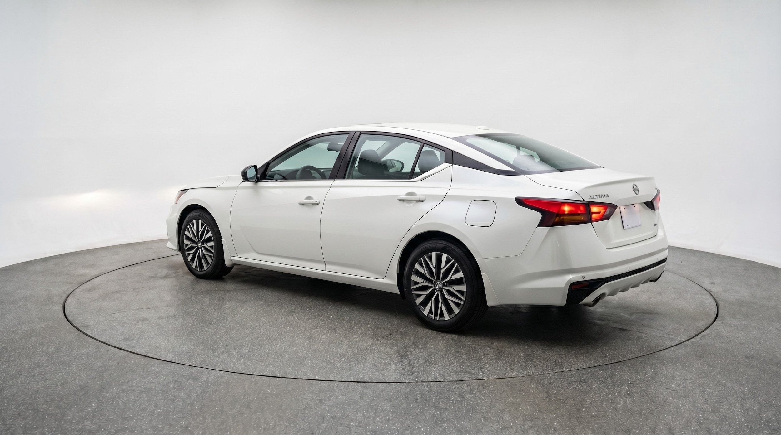 Thumbnail: 2026 Nissan Altima - 5